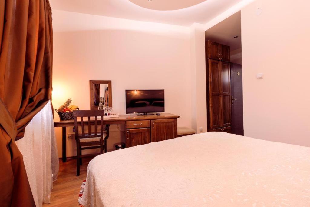 Downtown Rooms Ni Kültér fotó