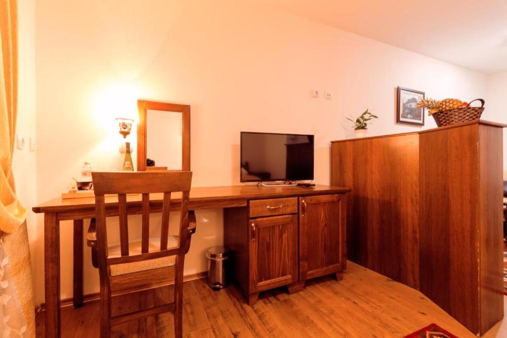 Downtown Rooms Ni Kültér fotó